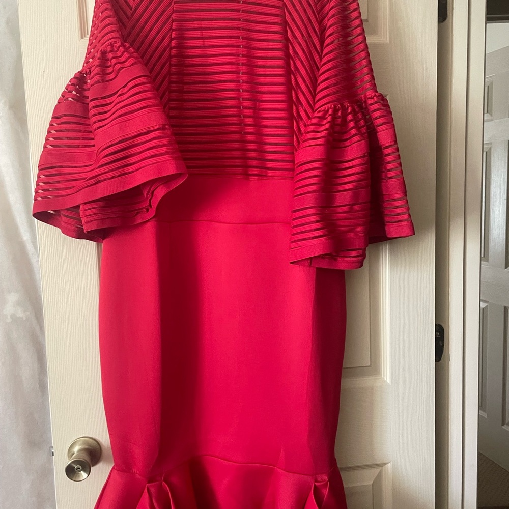 Dress - Picture 9 of 11